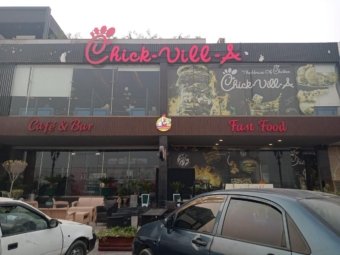 Chick Villa 3D front-lit signboard in DHA Multan