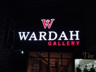 Wardah Gallery 3D front-lit signboard in Multan